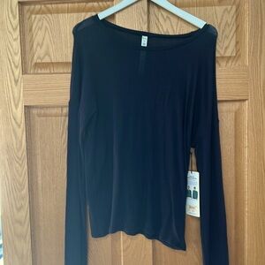ALO falls long sleeve, NWT, black, size S
